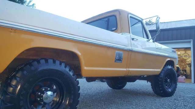 1971 Yellow Ford F-250 Standard Cab Pickup