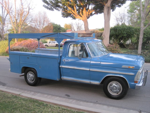 1971 Blue Ford F-250 Crew Cab Pickup