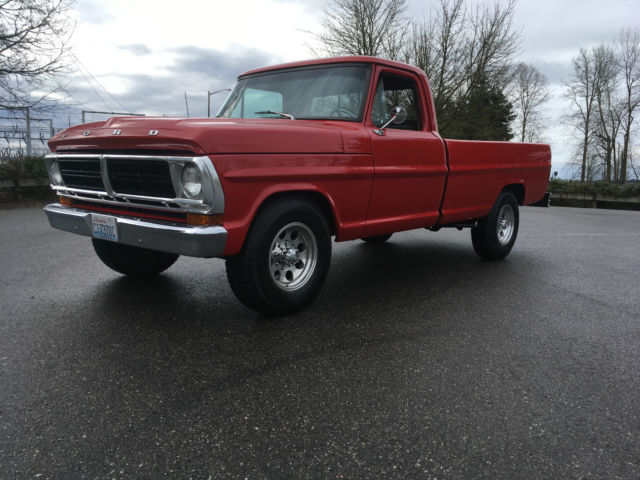 1971 red Ford F-250