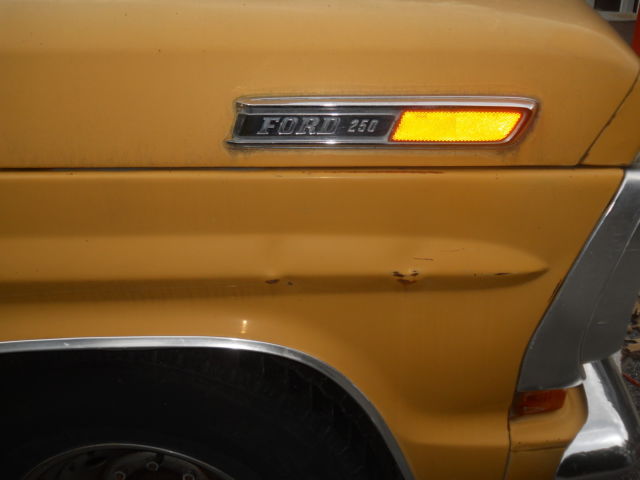 1971 Brown Ford F-250 Standard Cab Pickup