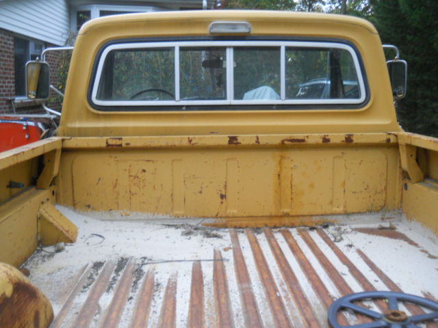 1971 Brown Ford F-250 Standard Cab Pickup