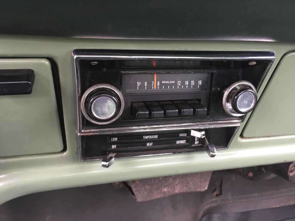 1971 Green Ford F-250 Standard Cab Pickup