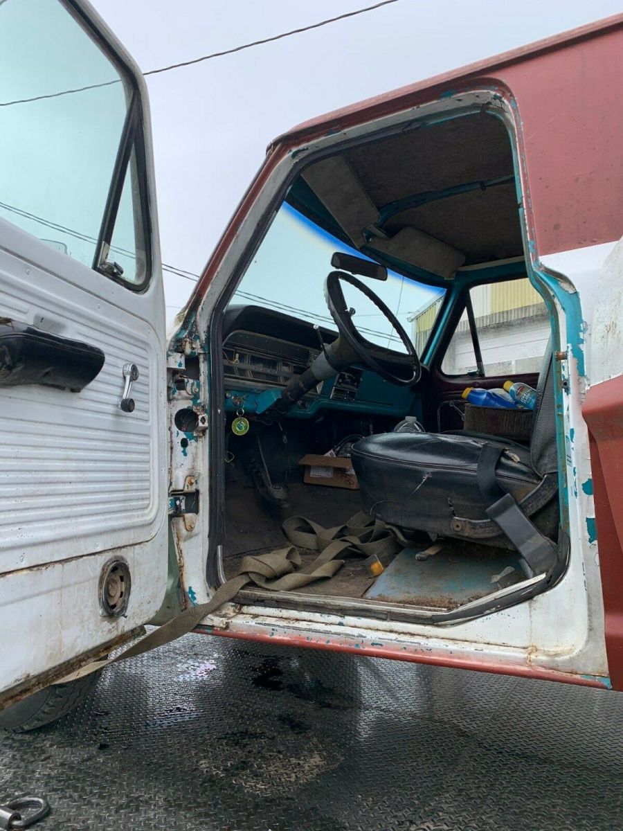 1971 Red Ford F-250 Crew Cab Pickup