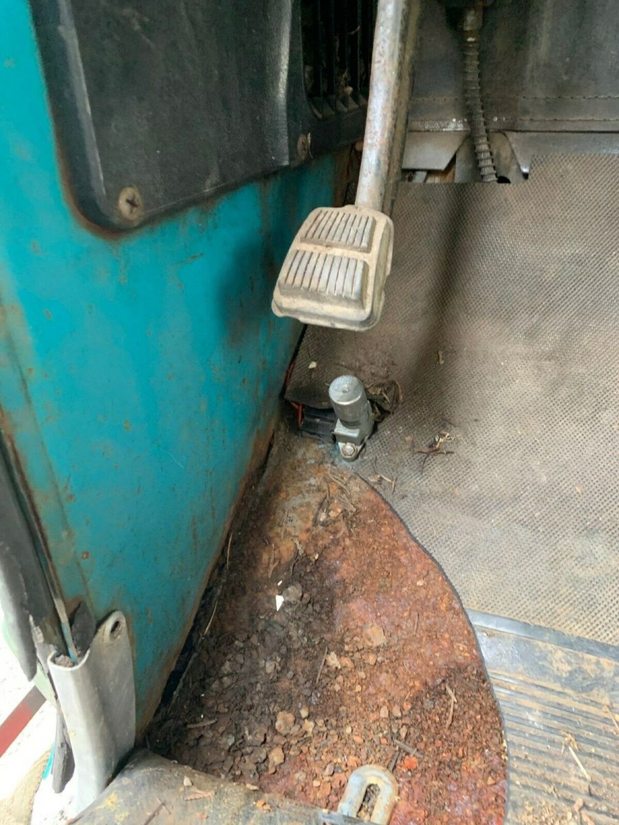 1971 Red Ford F-250 Crew Cab Pickup