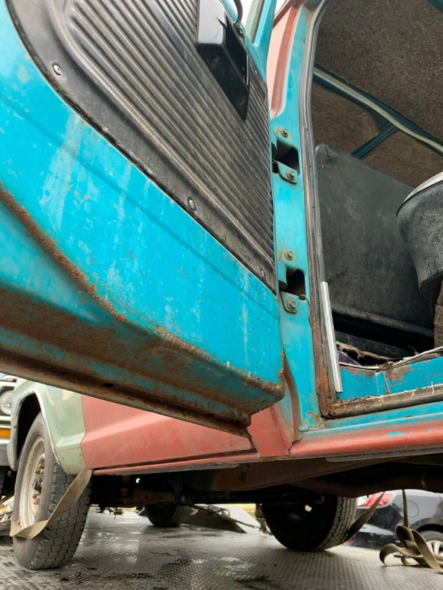 1971 Red Ford F-250 Crew Cab Pickup