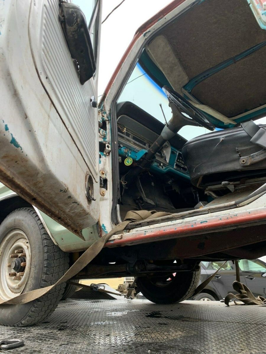 1971 Red Ford F-250 Crew Cab Pickup