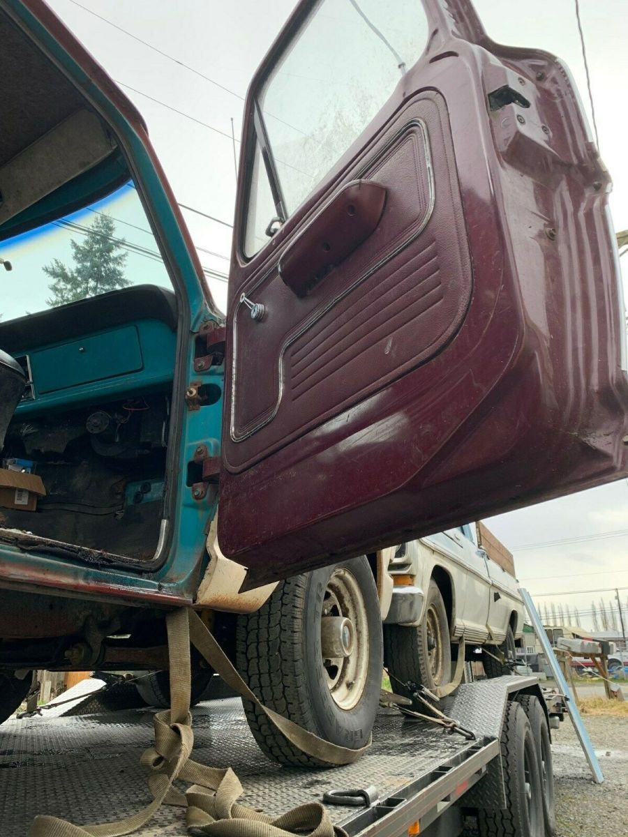 1971 Red Ford F-250 Crew Cab Pickup