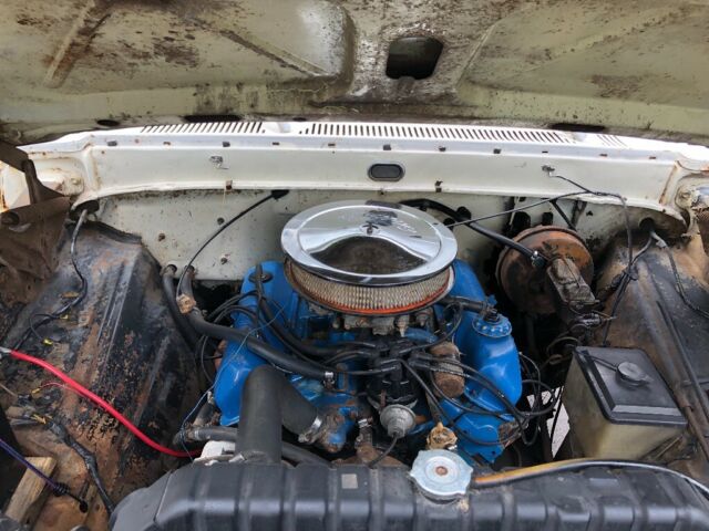 1971 White Ford F-250 Standard Cab Pickup