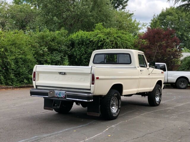 1971 White Ford F-250 Standard Cab Pickup