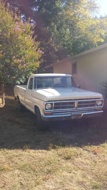 1971 White Ford F-250 Standard Cab Pickup