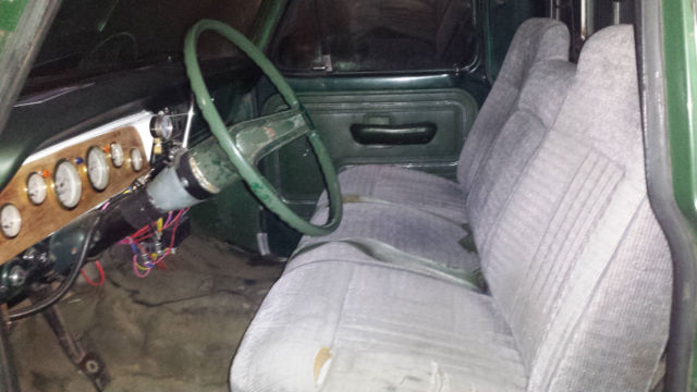 1971 White Ford F-250 Standard Cab Pickup