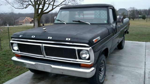 1971 Green Ford F-100 Standard Cab Pickup