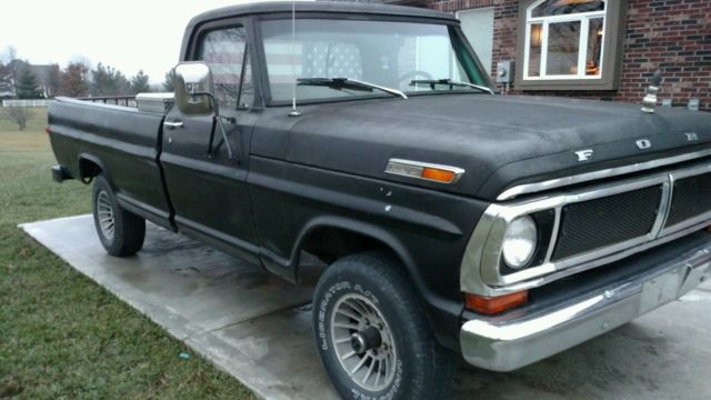 1971 Green Ford F-100 Standard Cab Pickup