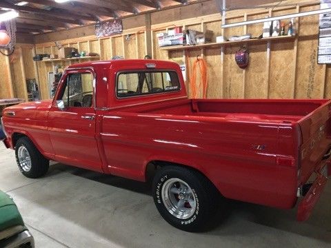 1971 Ford F-100 Standard Cab Pickup