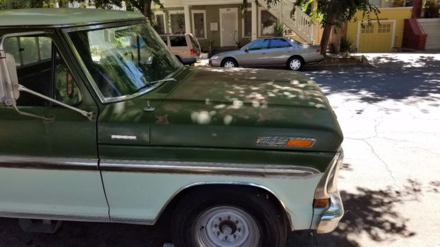 1971 Two tone Brown Ford F-250 Crew Cab Pickup