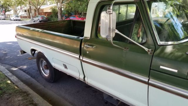 1971 Two tone Brown Ford F-250 Crew Cab Pickup