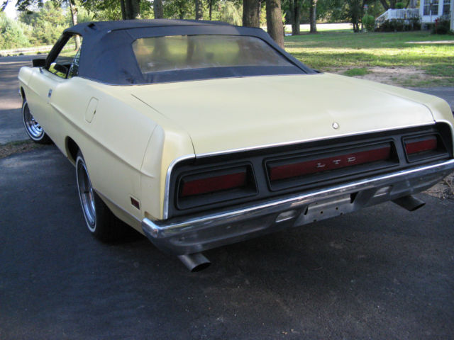 1971 Yellow Ford Crown Victoria Convertible