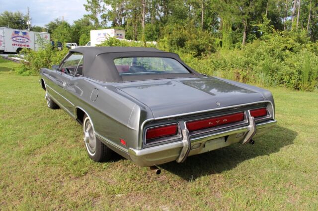 1971 Charcoal Ford LTD Convertible