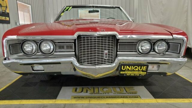 1971 Red Ford LTD Convertible