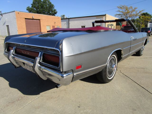 1971 Red Ford LTD Convertible