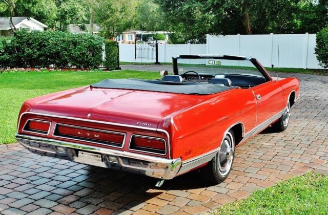 1971 Red Ford LTD Convertible