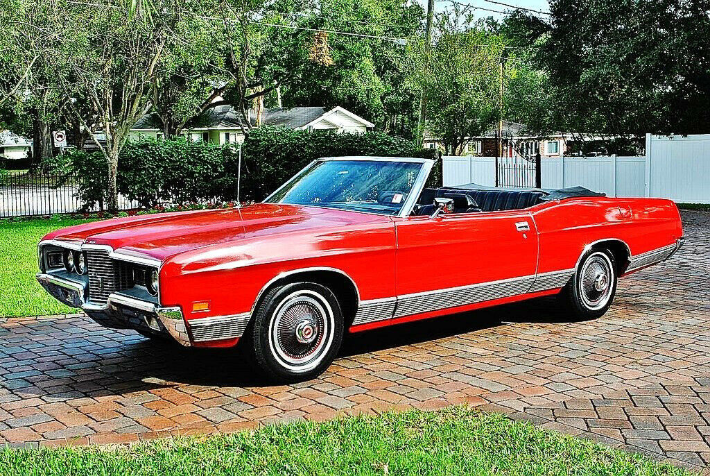 1971 Red Ford LTD Convertible