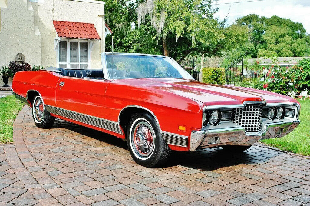 1971 Red Ford LTD Convertible
