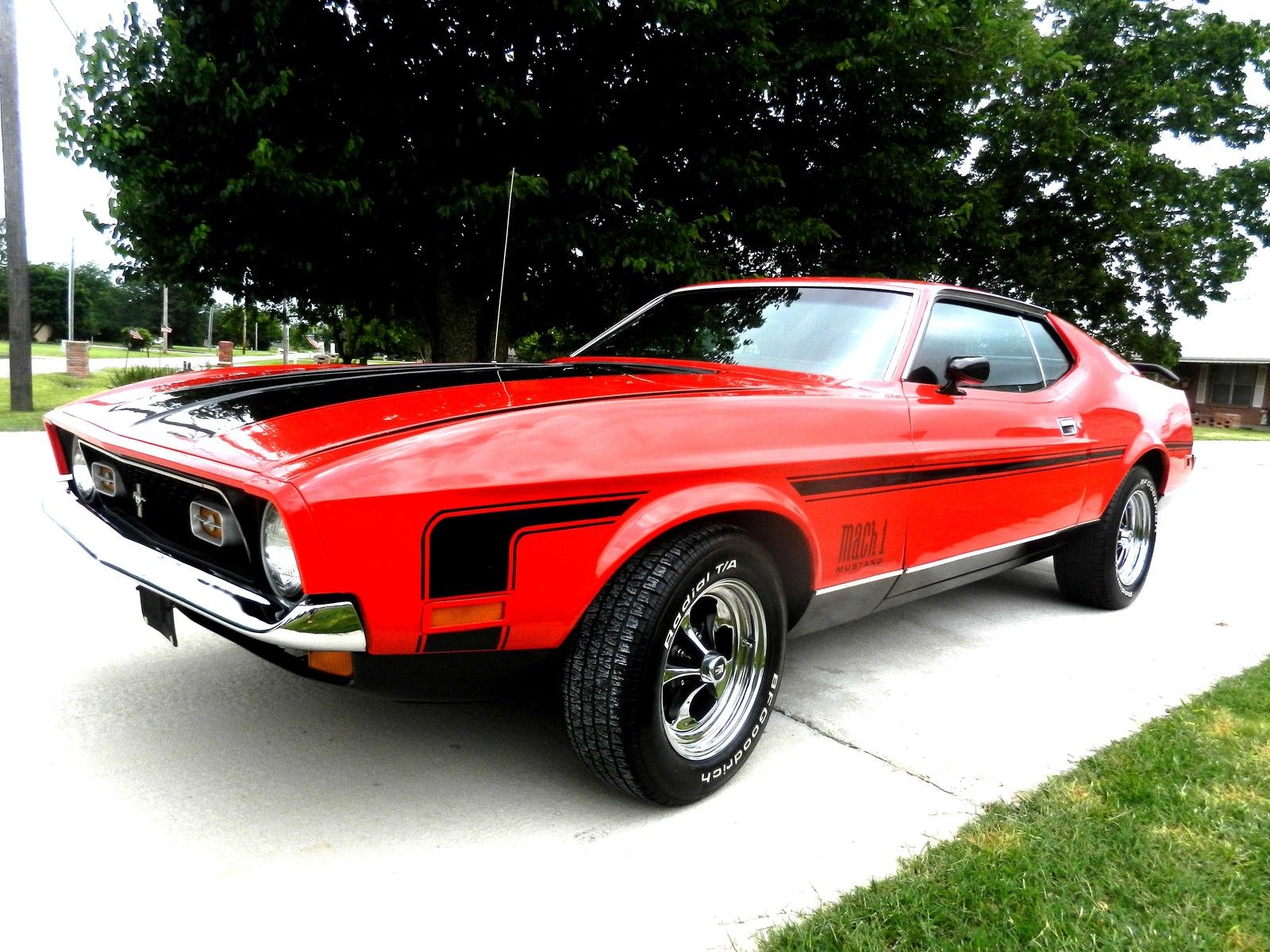 1971 Red Ford Mustang Fastback