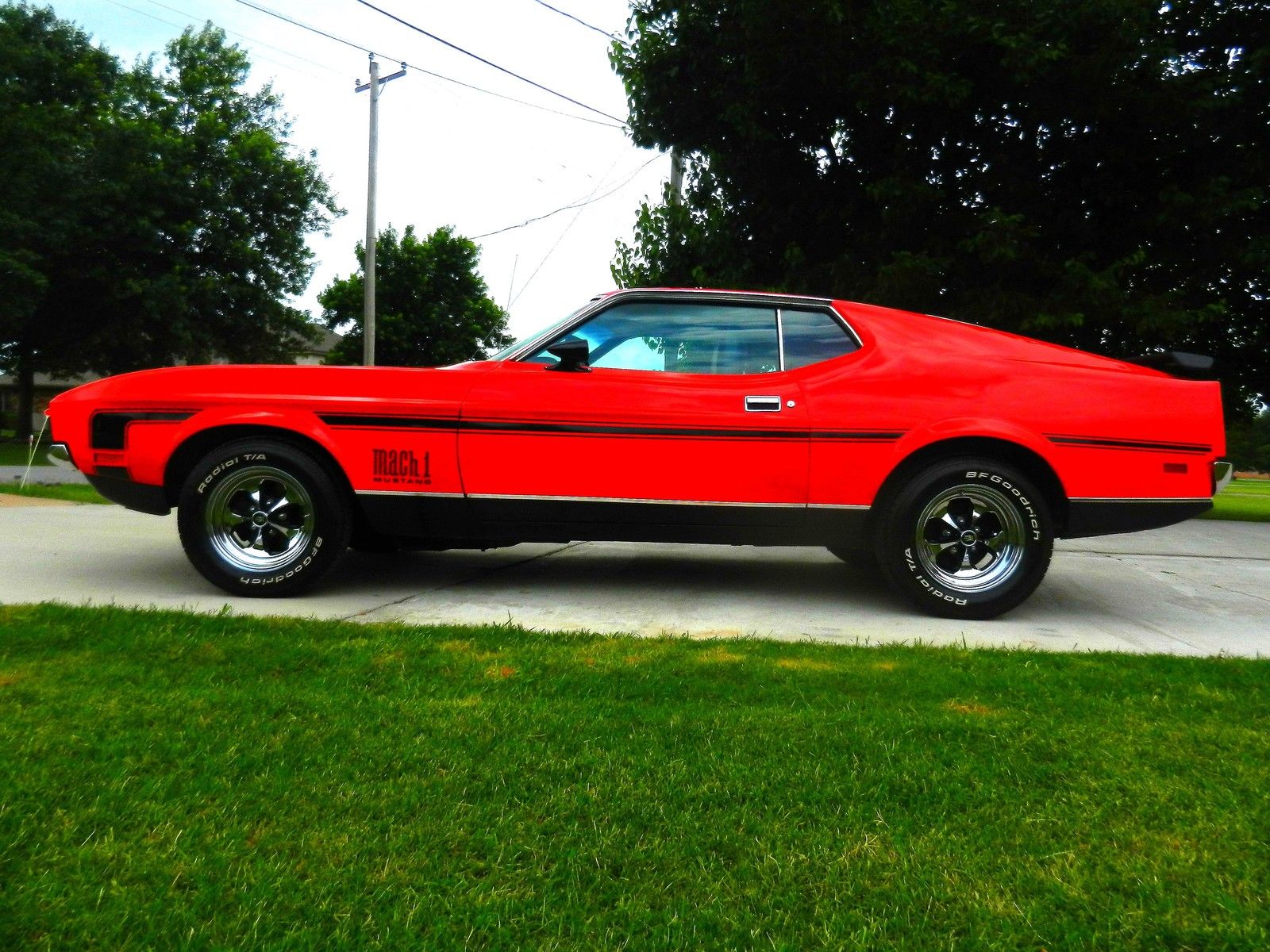 1971 Red Ford Mustang Fastback