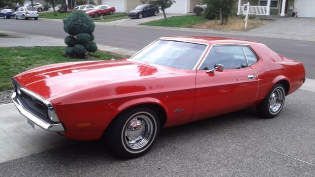 1971 Red Ford Mustang Coupe