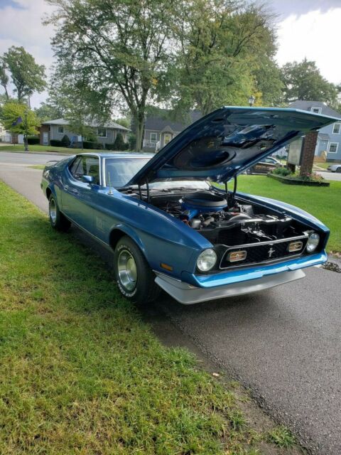 1971 Blue Ford Mustang Fastback