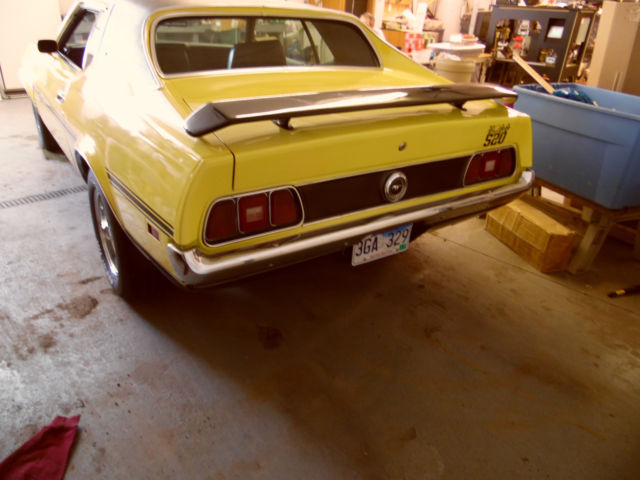 1971 YELLOW AND BLACK Ford Mustang U/K