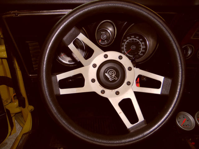 1971 YELLOW AND BLACK Ford Mustang U/K