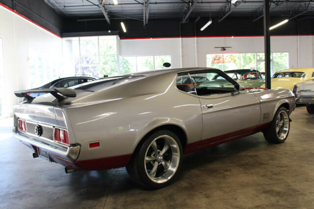 1971 -- Ford Mustang Fastback