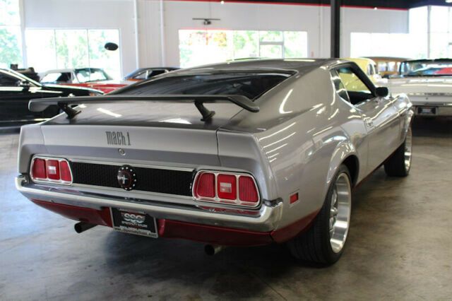 1971 -- Ford Mustang Fastback