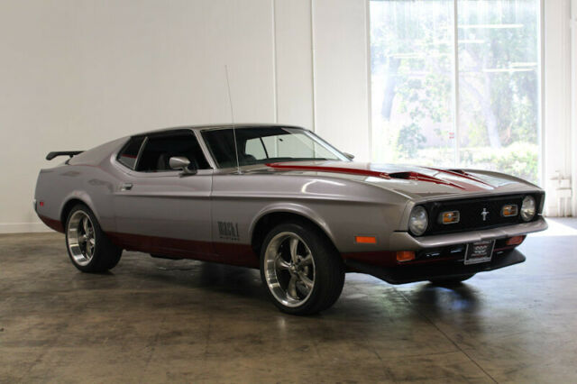 1971 -- Ford Mustang Fastback