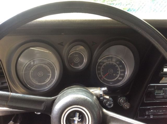 1971 Yellow and Black Ford Mustang U/K