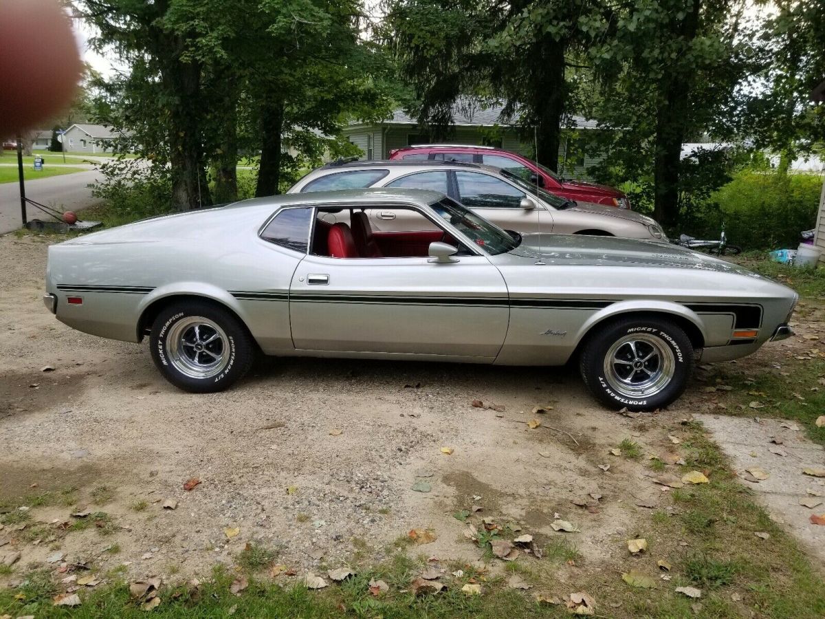 1971 Grey Ford Mustang Cobra Jet