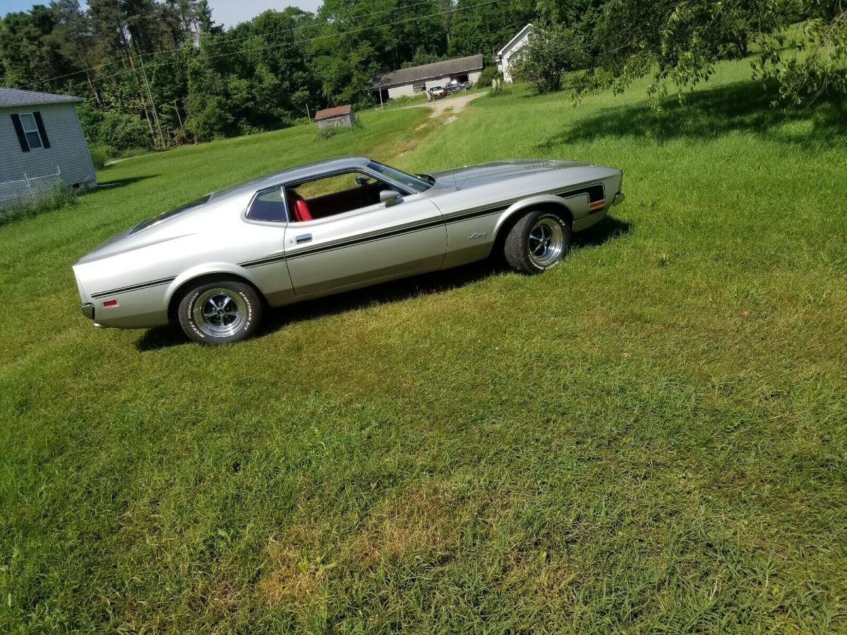 1971 Grey Ford Mustang Cobra Jet
