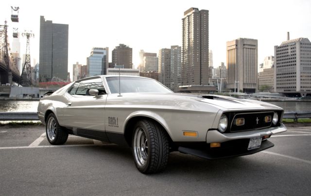 1971 Tan Ford Mustang Fastback