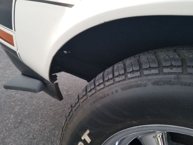 1971 White Ford Mustang Coupe