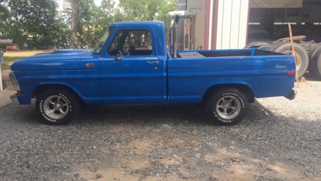 1971 Blue Ford F-100 Standard Cab Pickup
