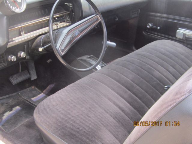 1971 White Ford Ranchero