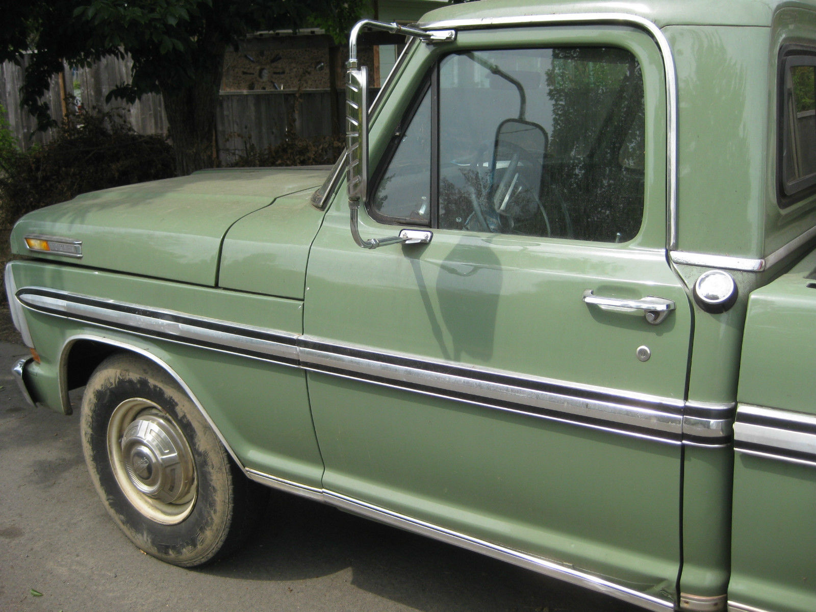 1971 Green Ford Ranger pickup