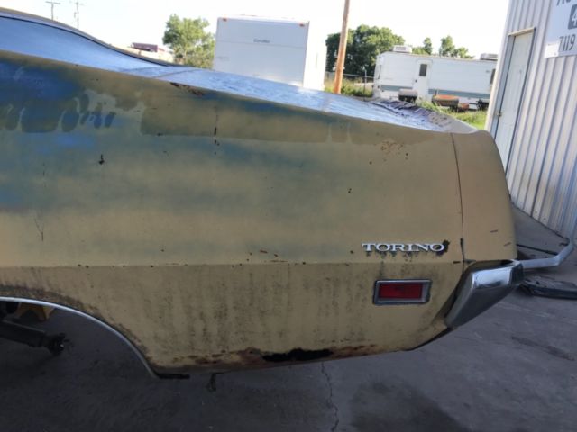 1971 Gold Ford Torino Fastback