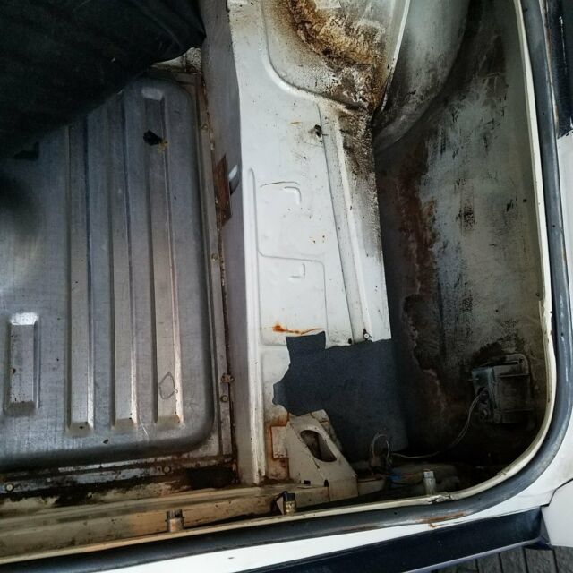 1971 White Ford Torino Fastback