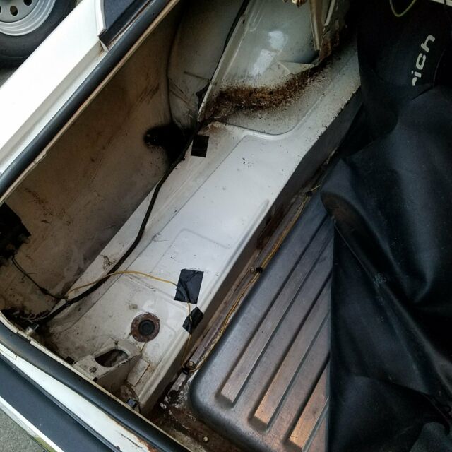 1971 White Ford Torino Fastback