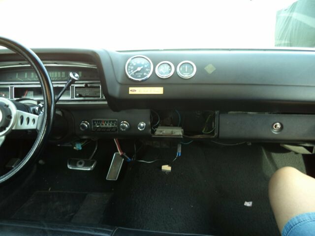 1971 White Ford Torino Fastback