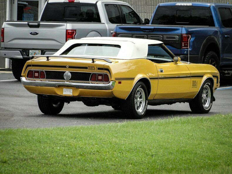 1971 Gold Ford Mustang Convertible