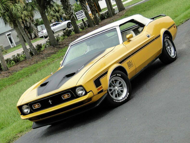 1971 Gold Ford Mustang Convertible